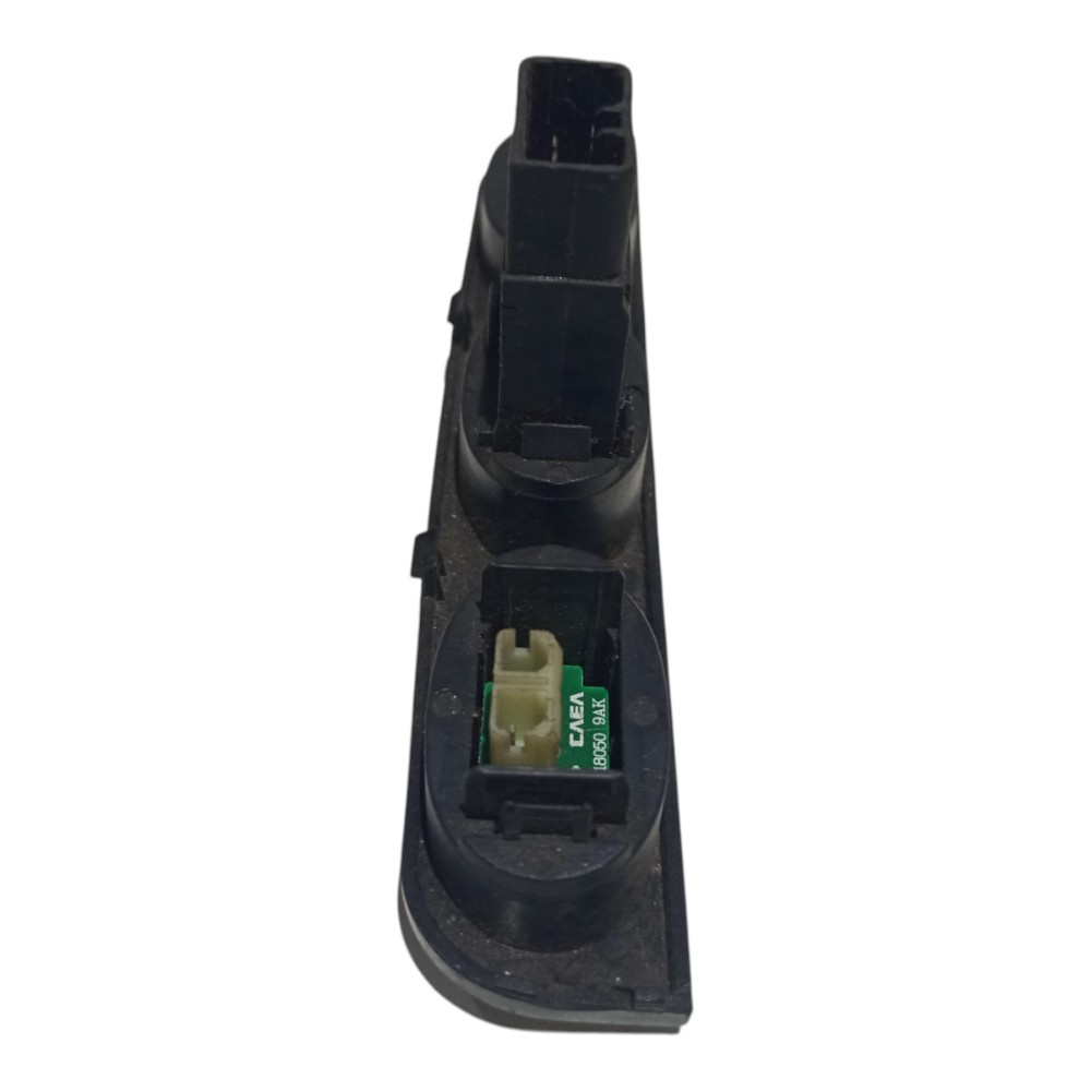 Comando Botão Pisca Alerta Luz Security Chery Qq 2011 A 2015 Preto 8