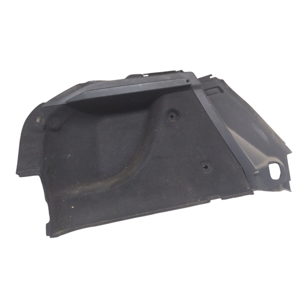 Acabamento Porta Malas Cruze Hatch 2011 A 2016 Avaria 2