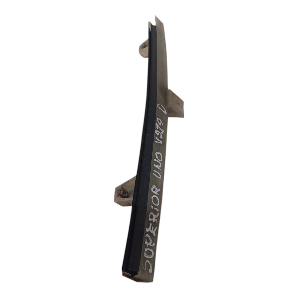 Guia Vidro Porta Dianteira Direita Fiat Uno 1999 A 2010 7