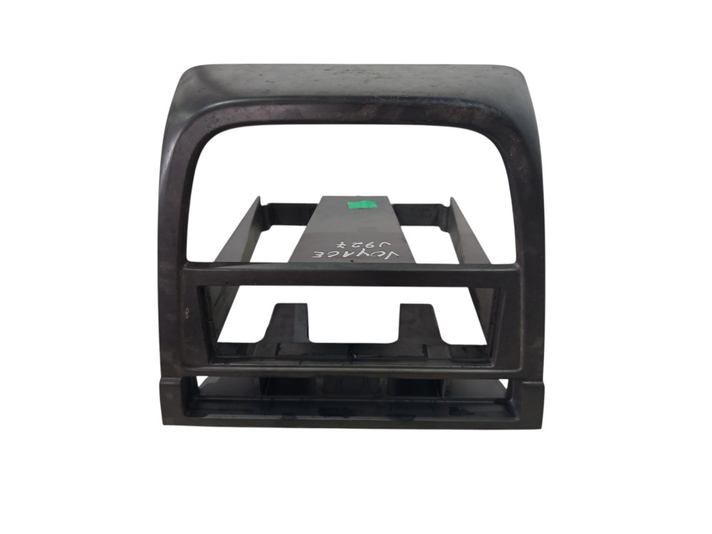 Moldura Painel Central Radio Volkswagen Voyage 2008 A 2012 Preto 6