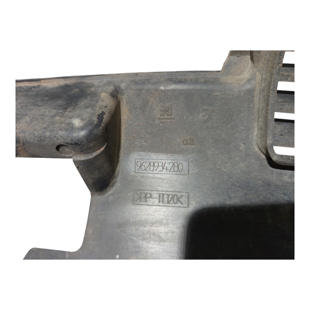 Grade Frontal Superior Peugeot 206 1999 A 2011 Avaria 6