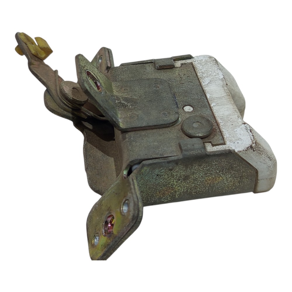 Fechadura Tampa Traseira Gm Chevrolet Corsa 1997 1998 A 2002 4