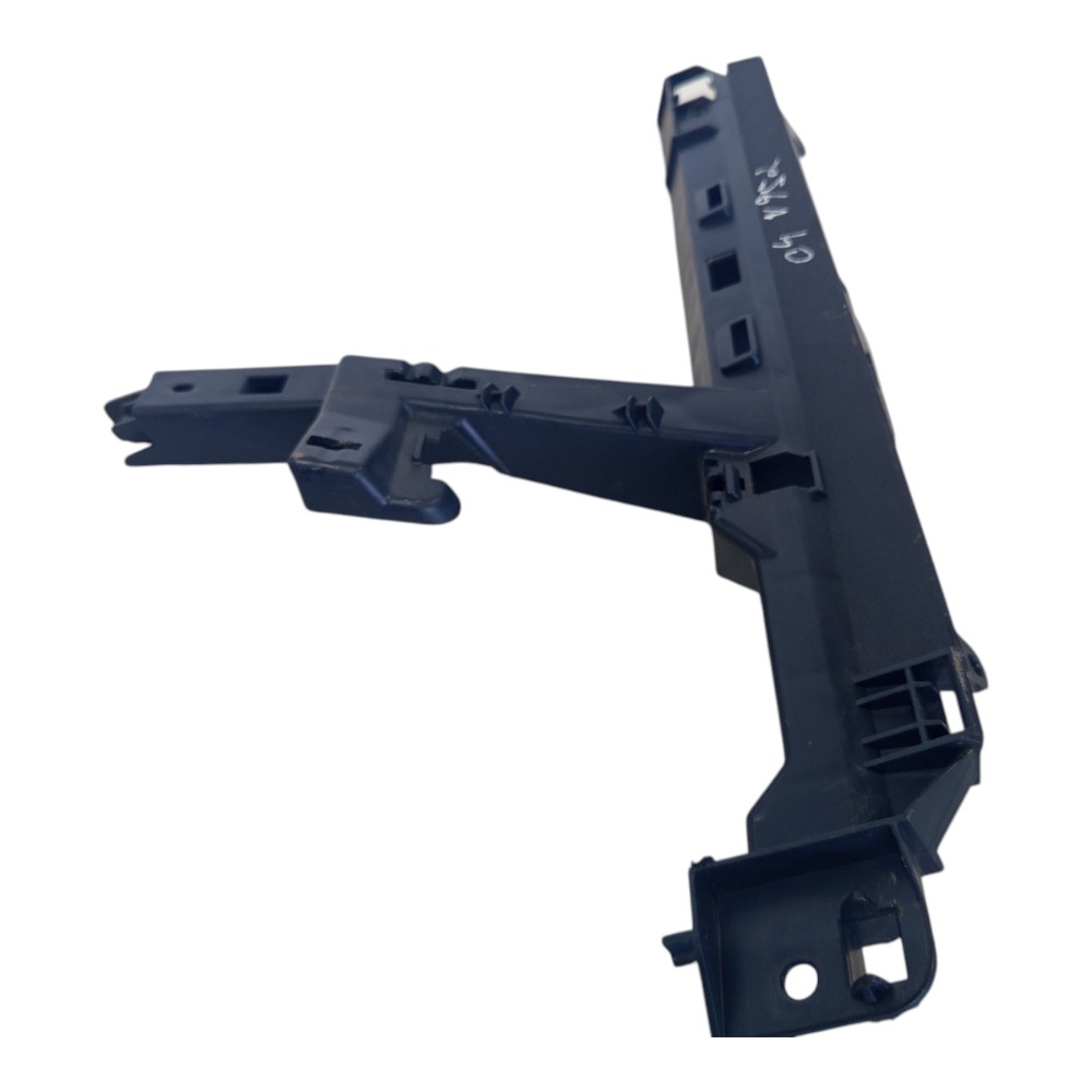 Suporte Guia Para-choque Citroen C4 Picasso 2.0 2006 A 2013 3