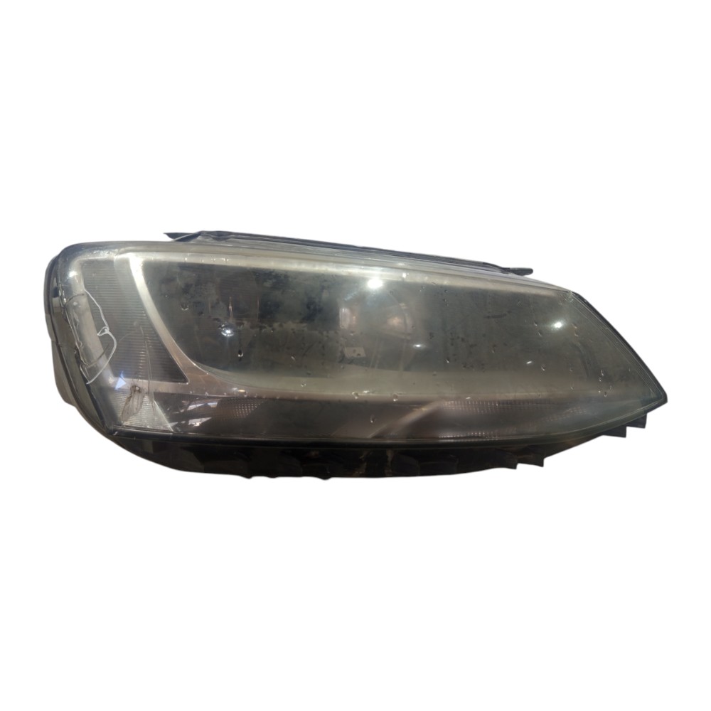 Farol Direito Volkswagen Jetta 2.0 Tsi 2012 2013 Com Avaria Direito/passageiro 5