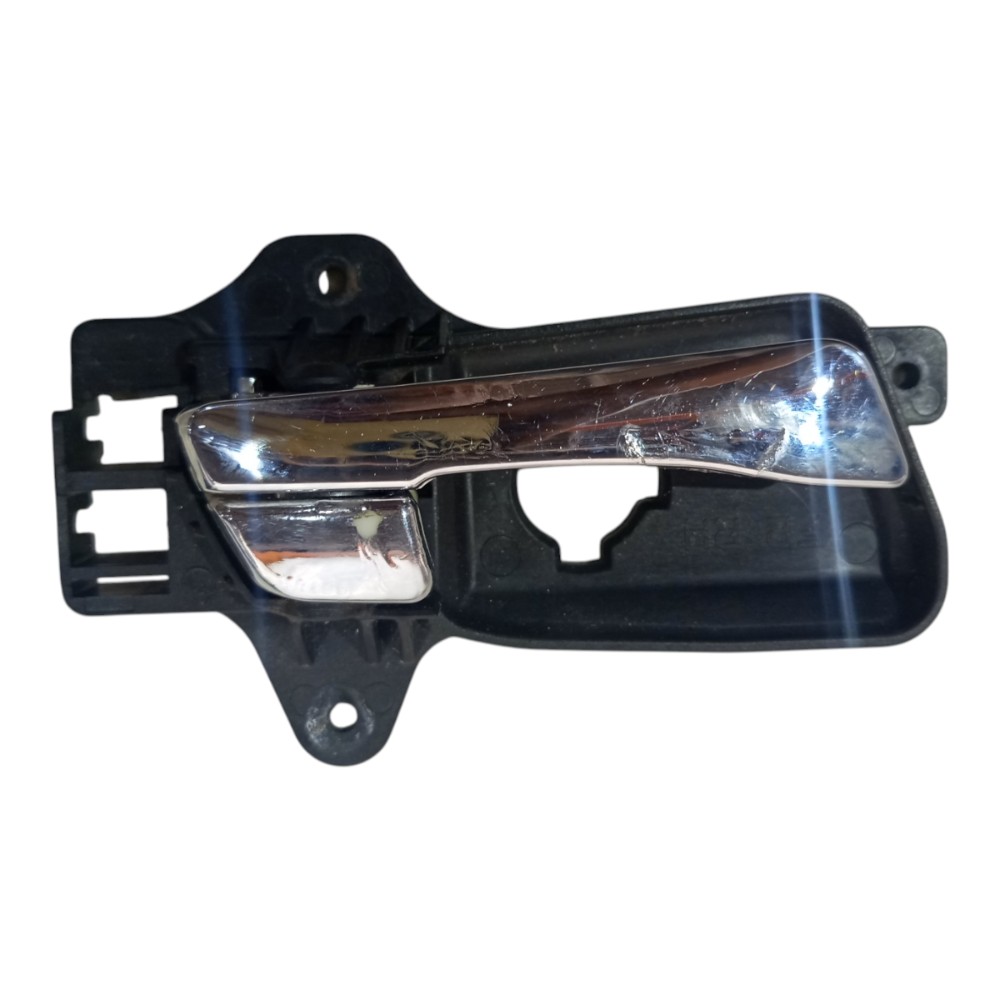 Maçaneta Interna Diant Ld C/detalhe Hyundai I30 2007/2012 Prateado Dianteira 1