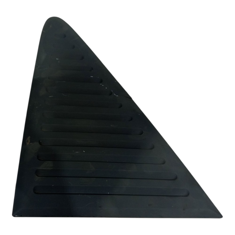 Moldura Externa Tras Direita Gm Kadett 1989 A 1998 Detalhe 1
