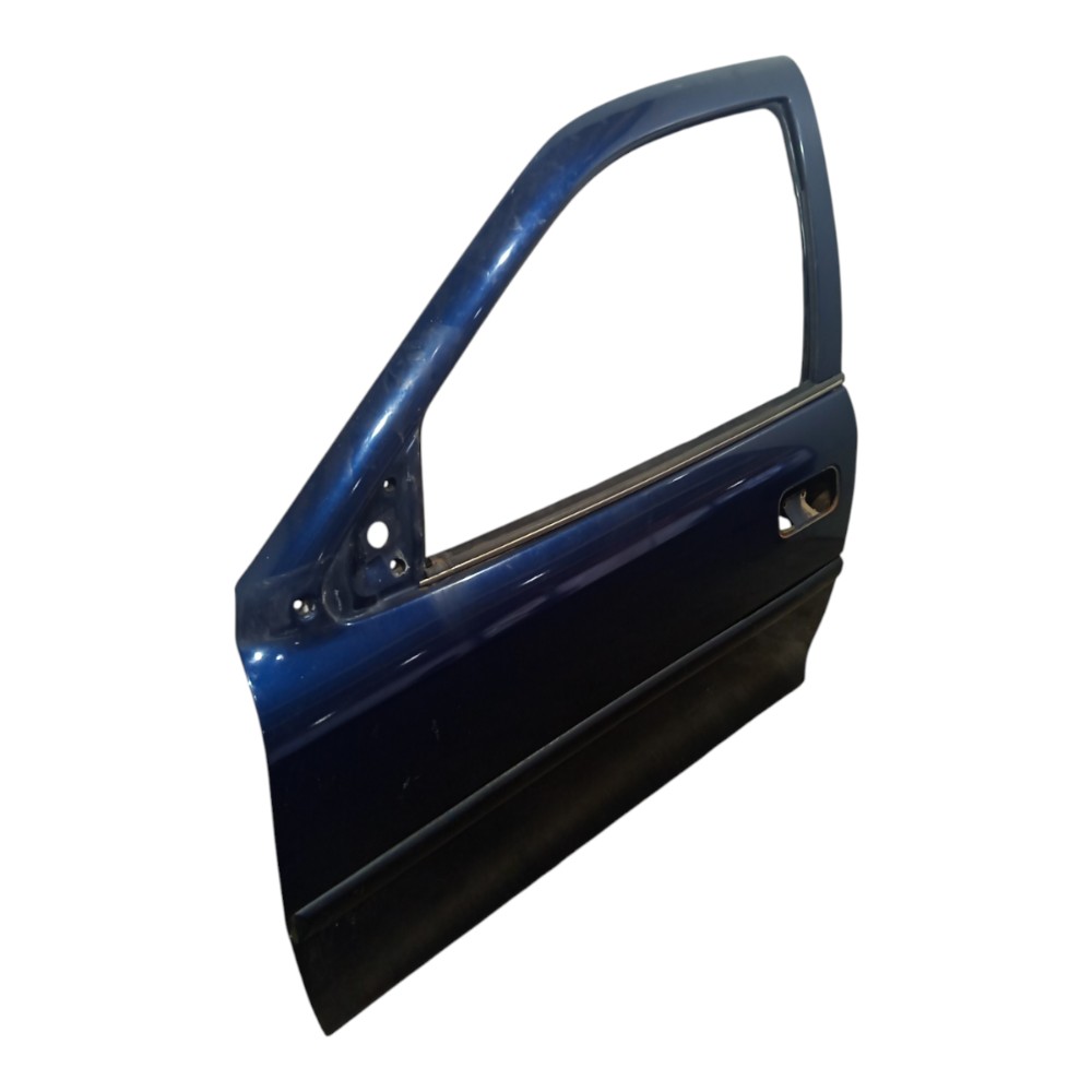 Porta Dianteira Esquerda Chevrolet Gm Vectra Gls 1996 A 2005 Dianteira Esquerda Azul 3