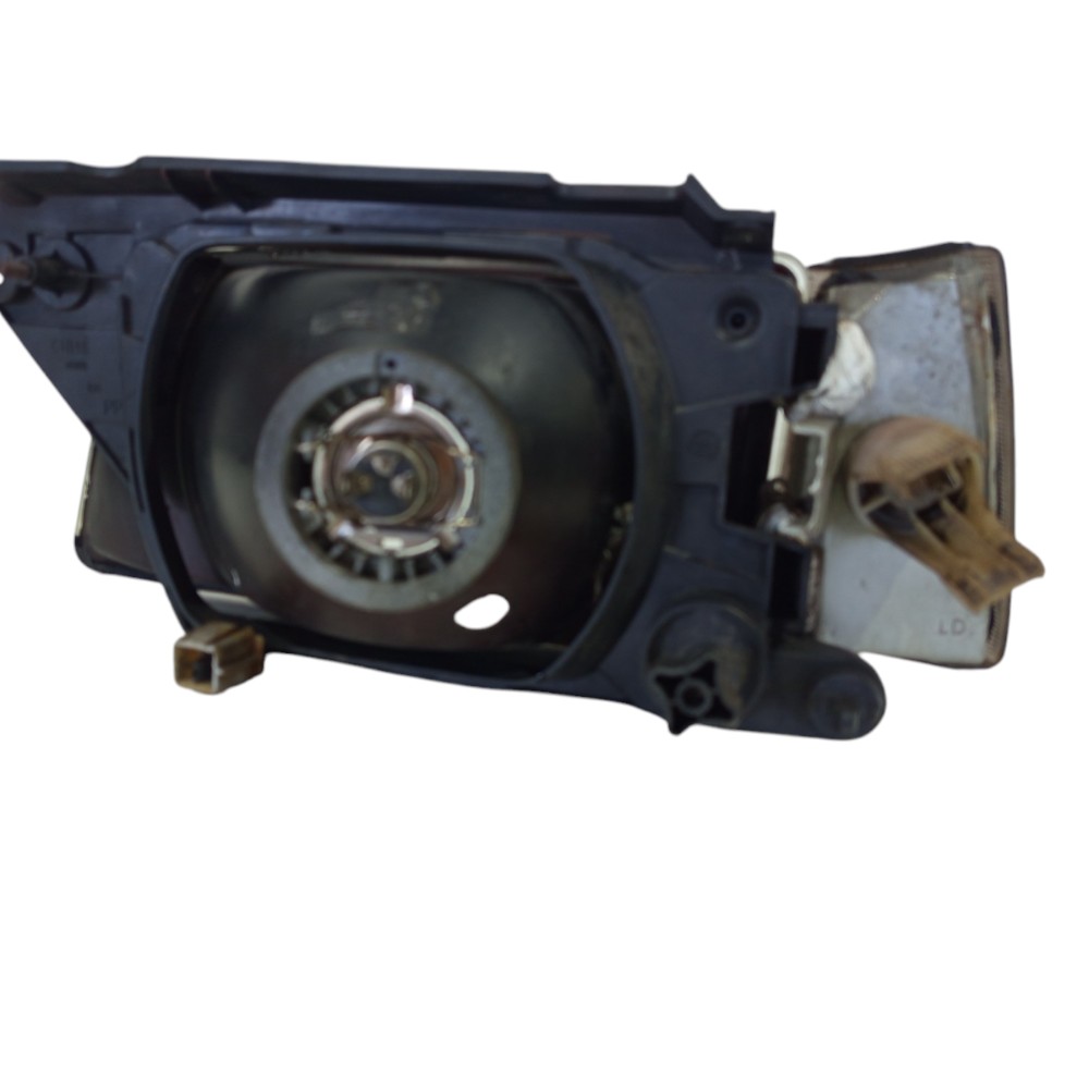 Farol Dianteiro Direito Chevrolet Kadett 1989-1998 C/detalhe Direito/passageiro 2