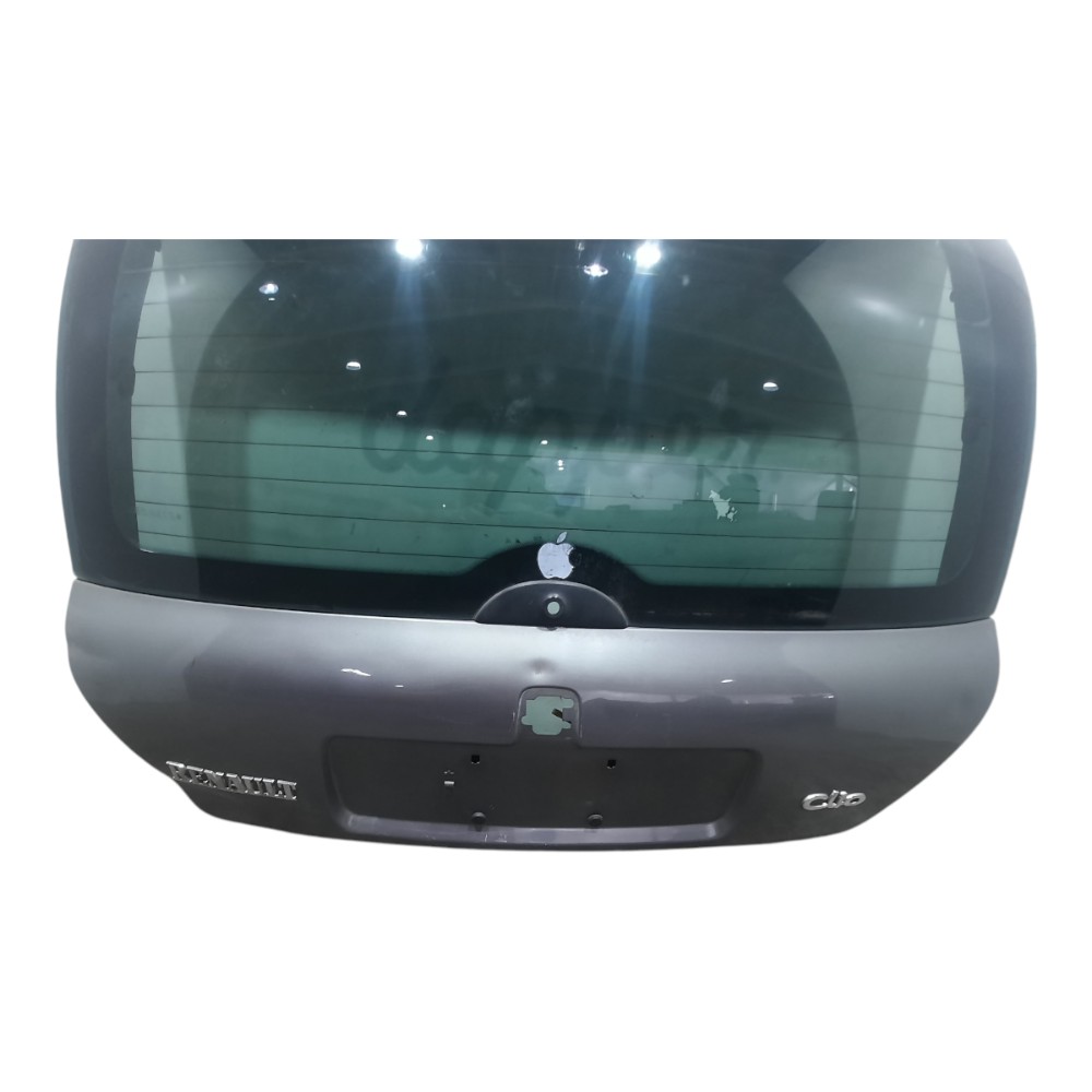 Tampa Traseira Mala Renault Clio Hatch 1999 A 2006 Detalhes 2