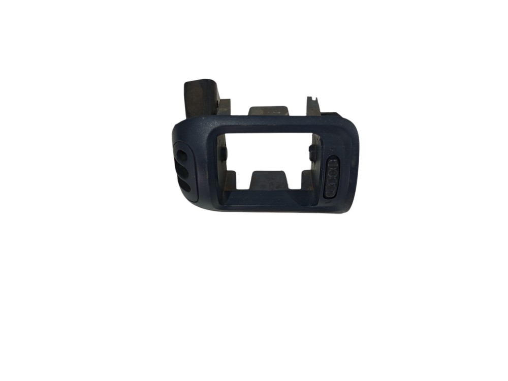 Moldura Difusor Ar Esquerdo Renault Clio 2000 2001 A 2012 1
