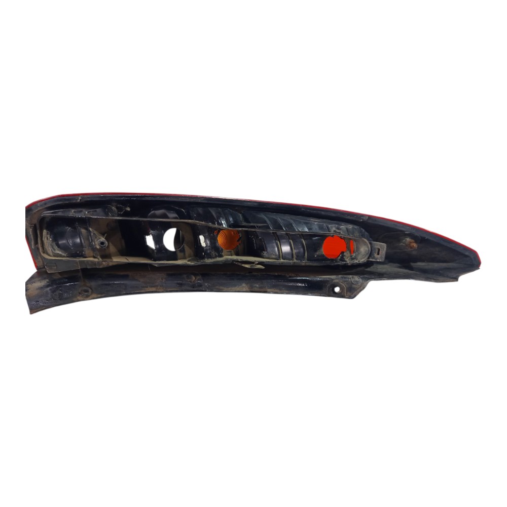 Lanterna Traseira Ld Ford Fiesta 2000 2001 2002 2003 A 2014 Direito/passageiro 4