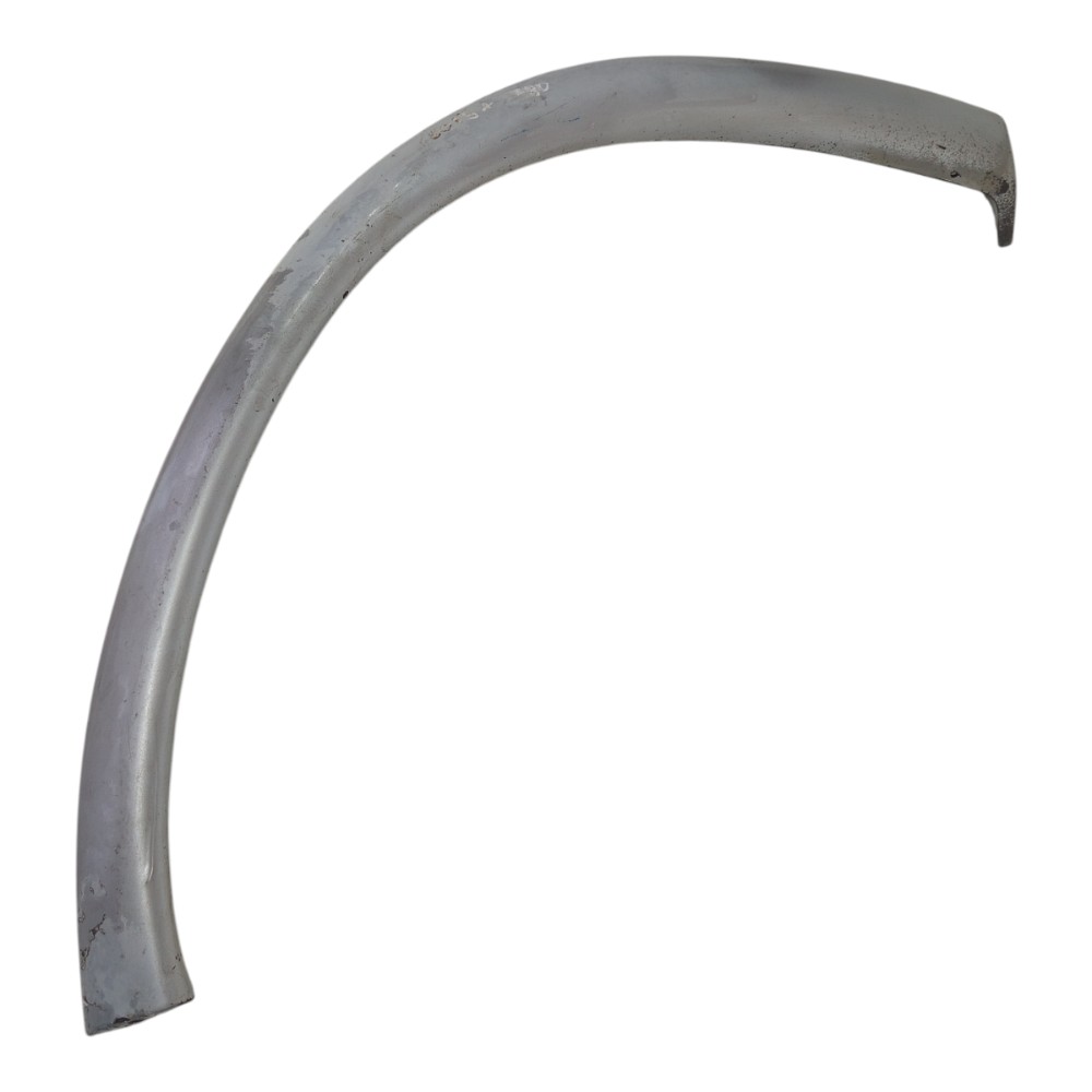 Moldura Para Lama Esquerdo Gm Corsa 1994 A 2002 1