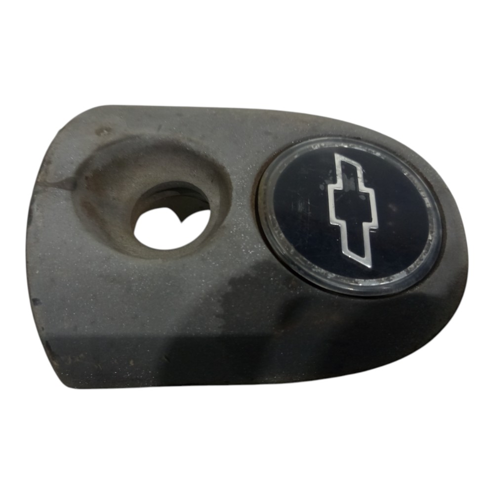 Moldura Tampa Traseira Fechadura Chevrolet Corsa 1994 A 2002 Cinza E Preto 3