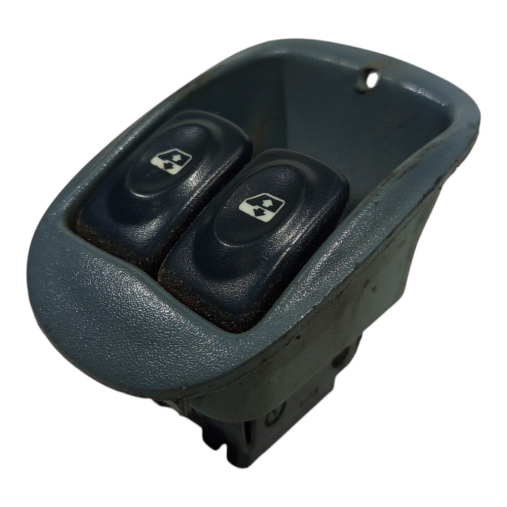 Botao Dianteiro Esquerdo Fiat Palio 1996 1997 1998 A 2000 1