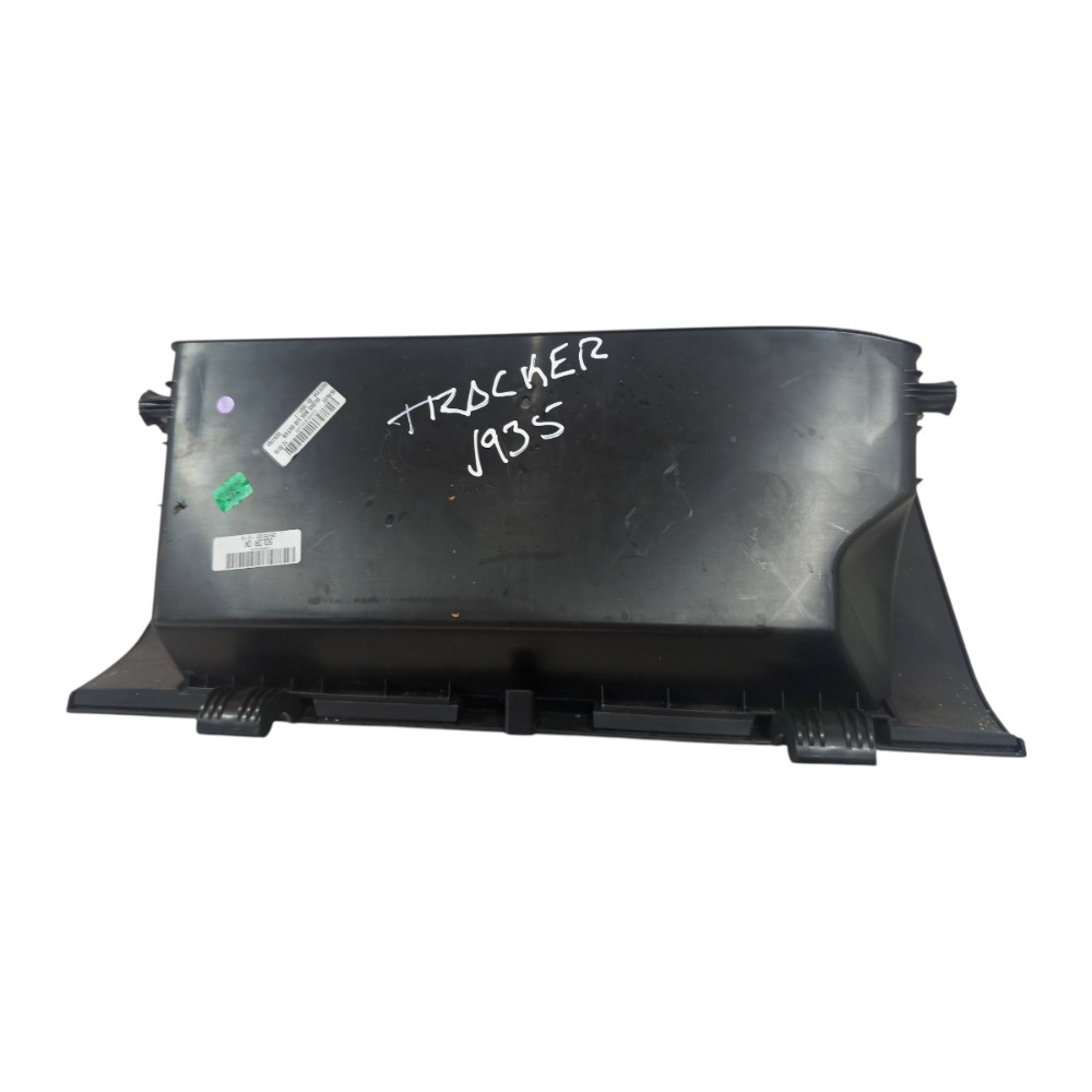 Porta Luvas Chevrolet Tracker 2020 A 2024 6