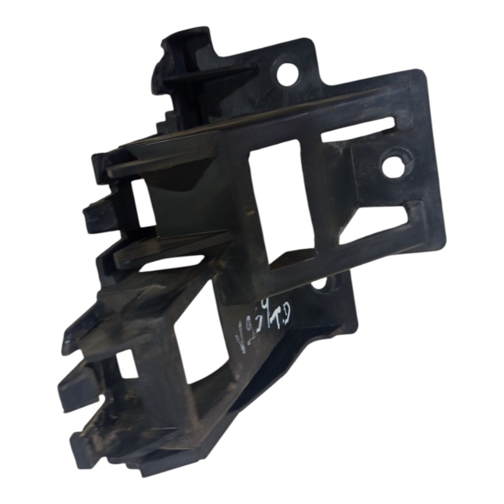 Guia Para-choque Traseiro Direito Vw Jetta 2011 A 2014 7
