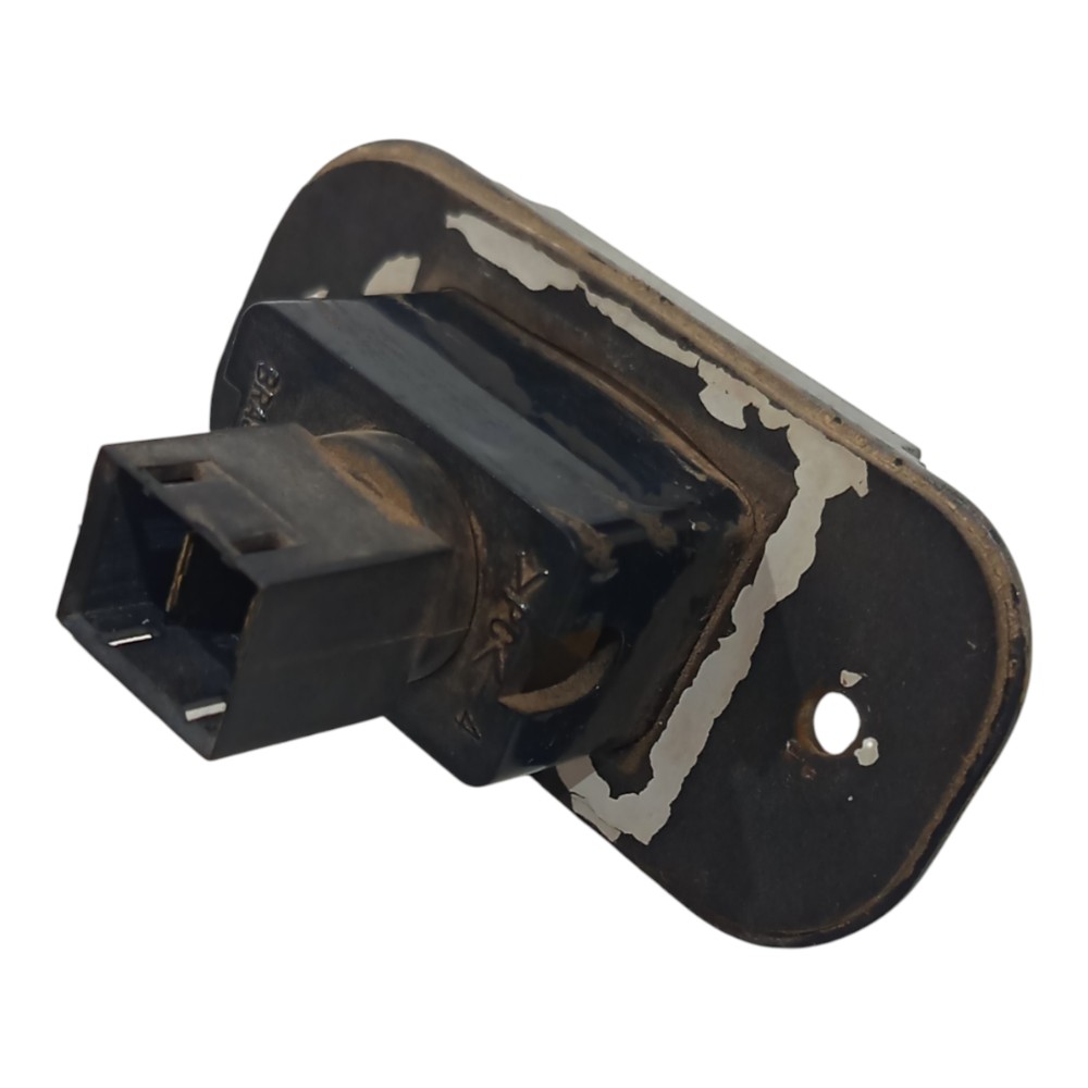 Luz Placa Traseira Volkswagen Parati 1997 1998 1999 2000 8