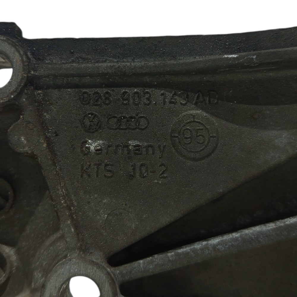 Suporte Alternador Volkswagen Golf Mk3 1.8 8v 1997 A 2003 5