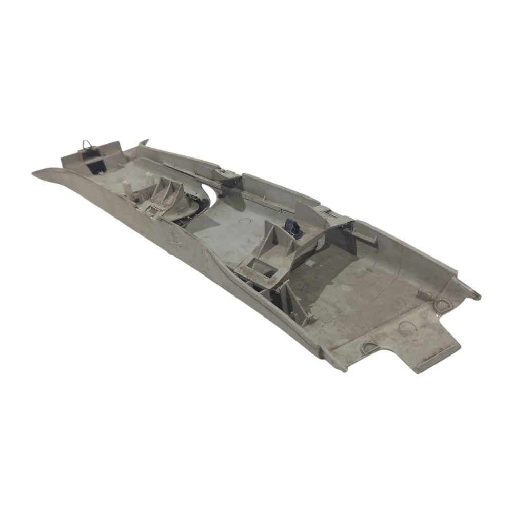 Moldura Superior Coluna Central Direita Gm Vectra 1997/2005 4