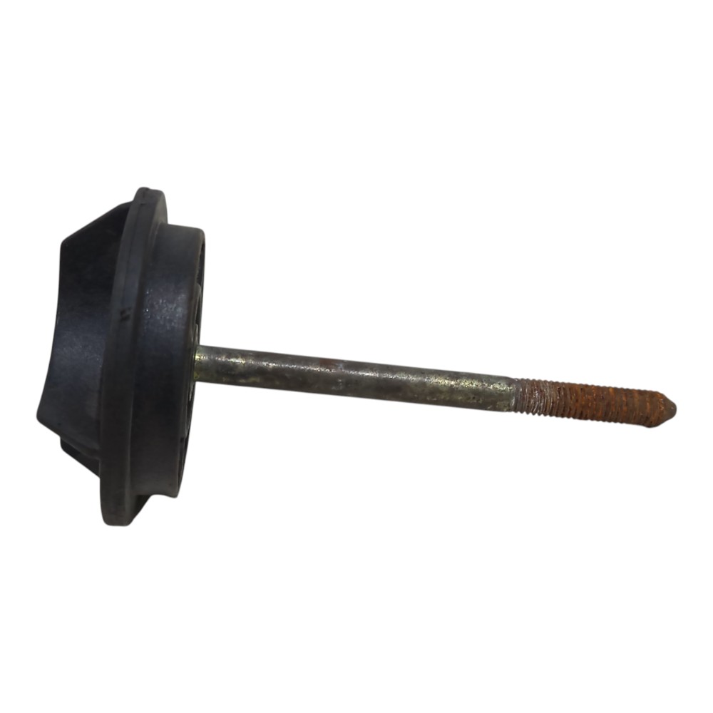 Parafuso Fixação Estepe Fiat Palio 1996 1997 1998 99 A 2012 4