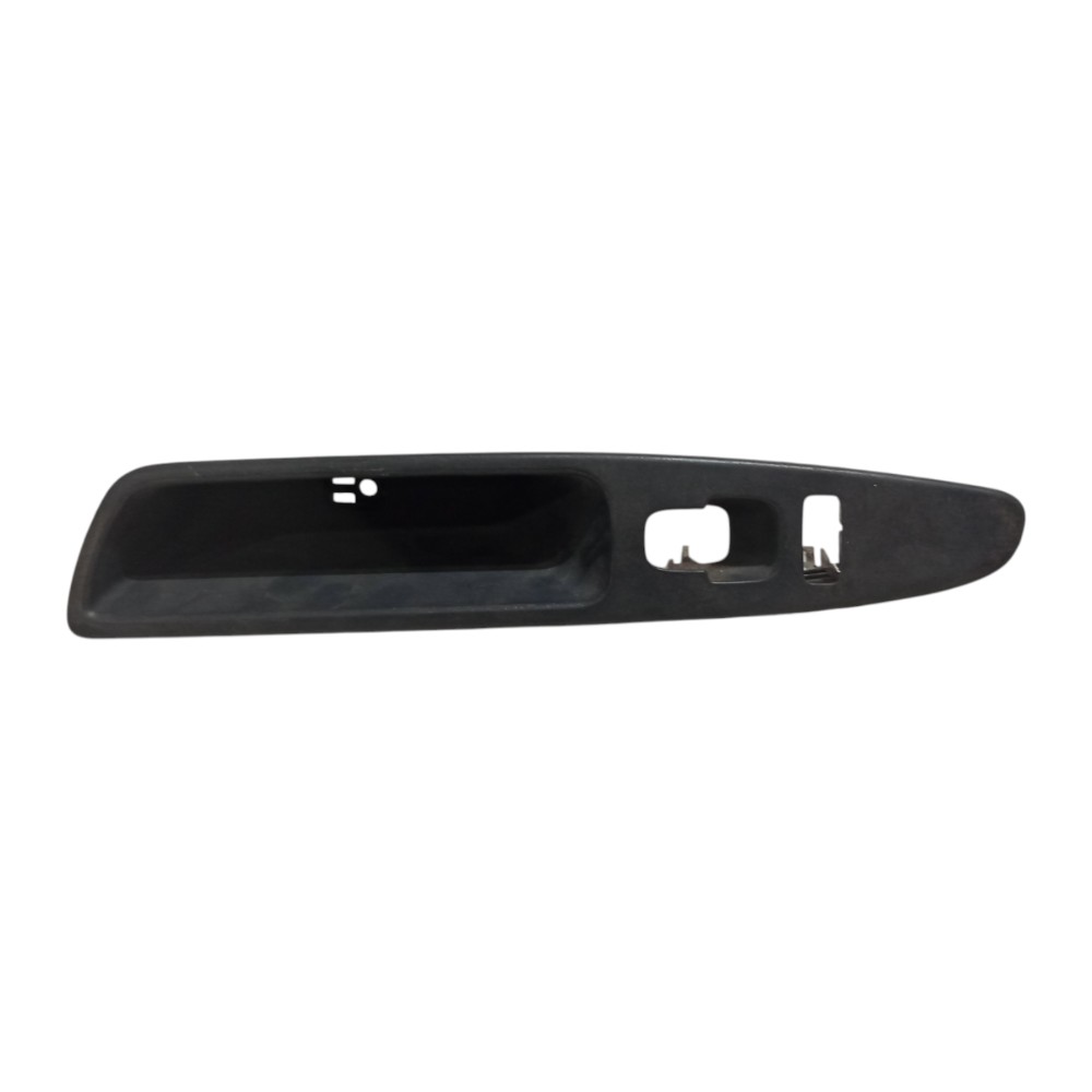 Moldura Vidro Dianteiro Direito Volvo V40 2000 2001 A 2004 2