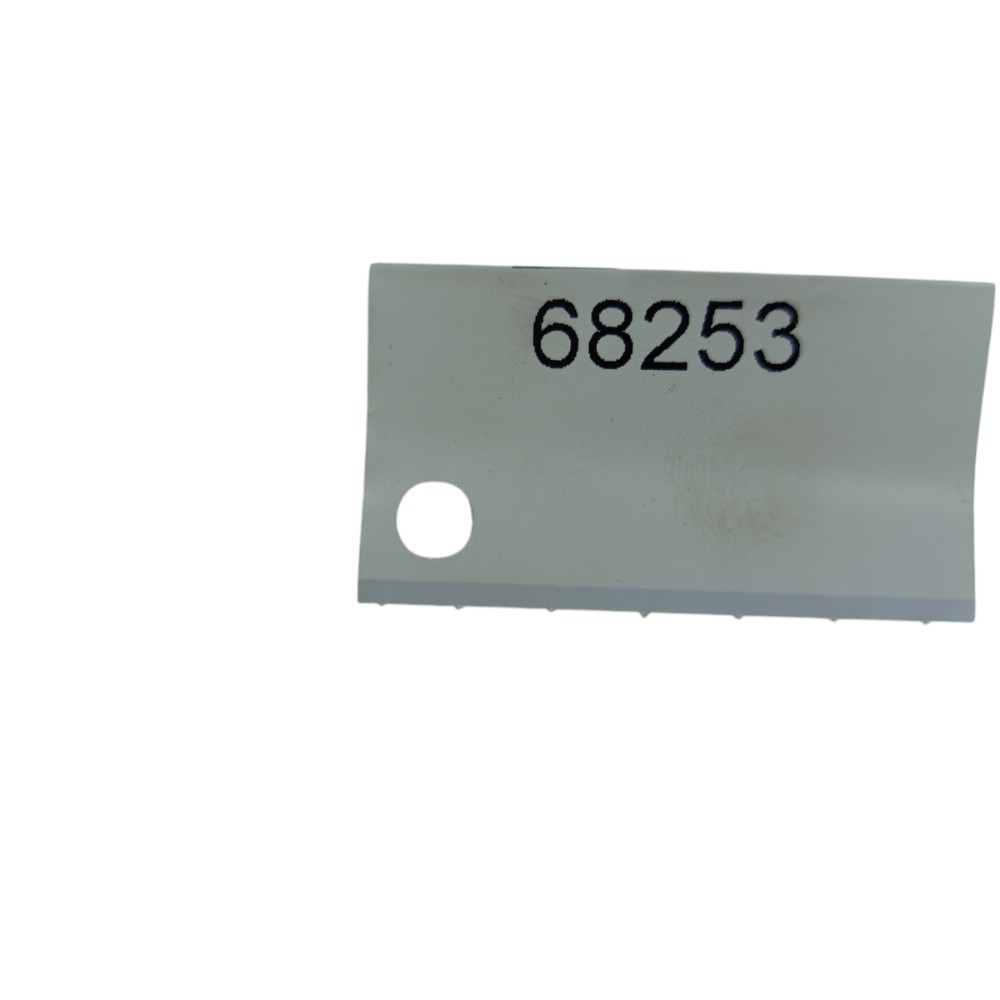 Moldura Puxador Porta Traseira Esquerda Gm Corsa 2000 A 2005 8