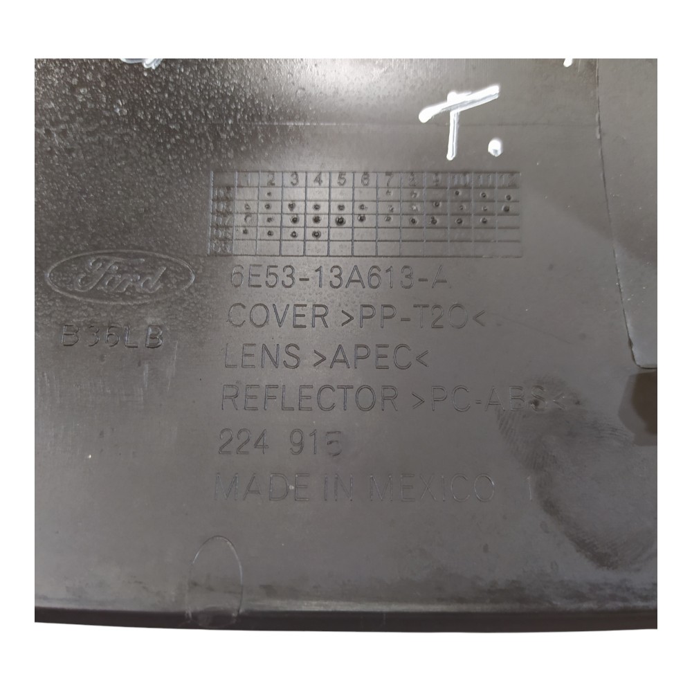 Moldura Traseira Brake Light Ford Fusion 06 A 09 6e5313a613a 8