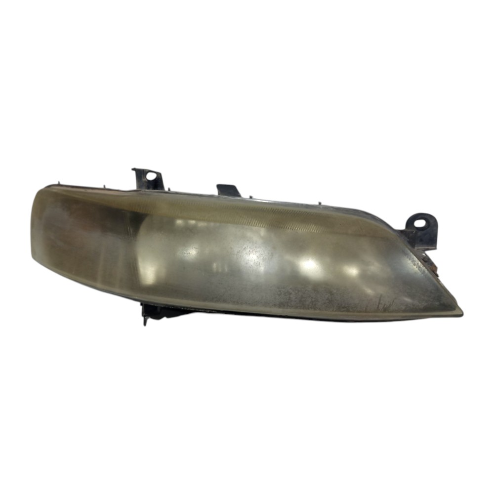 Farol Dianteiro Direito Gm Chevrolet Vectra Gls 1997 A 2005  Direito/passageiro 4