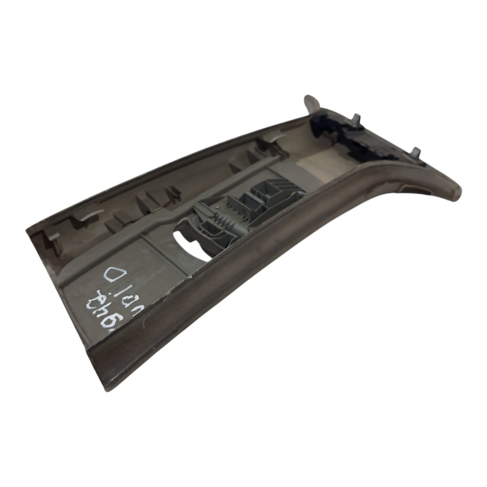 Moldura Coluna Central Esquerda Audi A3 2000 2001 A 2006 7