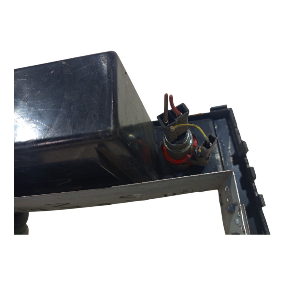 Moldura Central Radio Porta Objetos Vw Parati 99 2000 A 2005 3