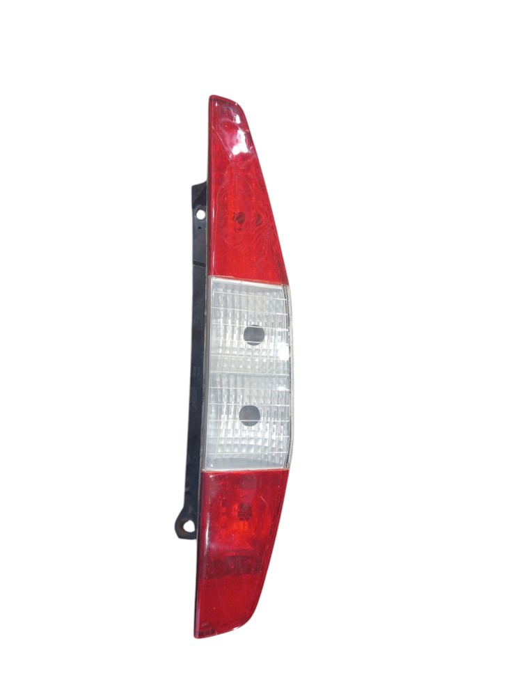 Lanterna Traseira Direita Fiat Doblô 2003 2004 2005 A 2011 Direito/passageiro 1