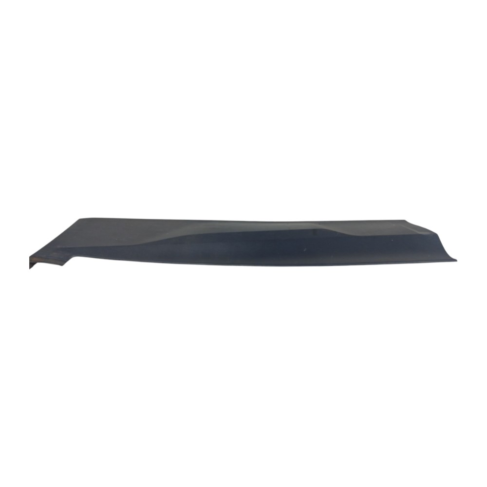Friso Porta Traseira Esquerda Gm Tracker 2022 A 2024 4