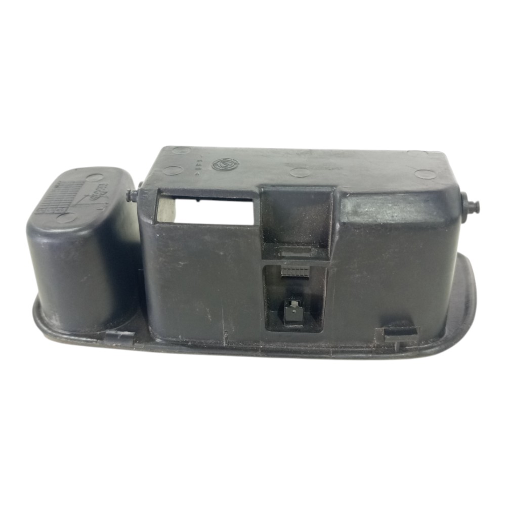 Porta Treco Painel Fiat Palio 2001 2002 2003 2004 2005 Preto 7