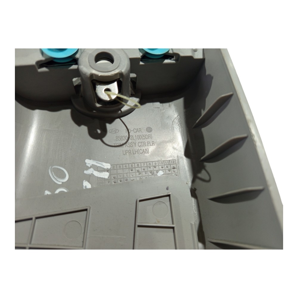 Moldura Coluna Lado Esquerdo Hyundai I30 2009 2010 2011 2012 6