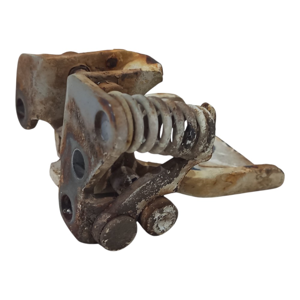 Dobradiça Porta Dianteira Esquerdo Kia Besta 1993 94 A 1998 8
