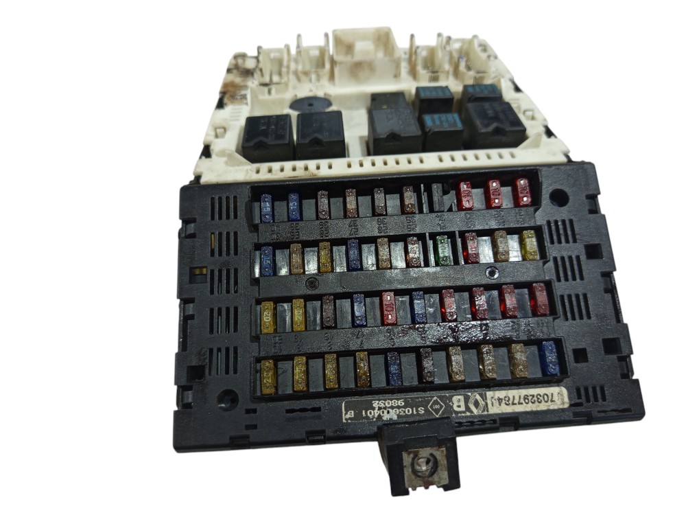 Caixa Fusível Renault megane 2.0 1997 1998 1999 A 2008 13