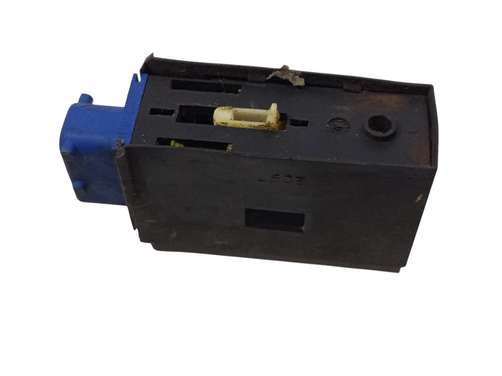 Atuador Fechadura Porta Dianteira Ld Bmw 323i 1995 A 1999 7