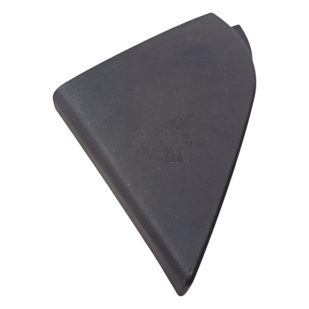 Moldura Porta Traseira Esquerda Gm Cobalt 2012 A 2016 4
