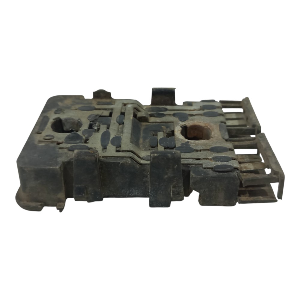 Circuito Soquete Lanterna Direita Vw Gol 1988 A 1995 Detalhe 9