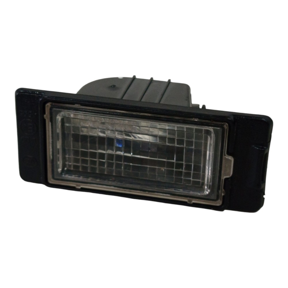 Luz Placa De Licença Chevrolet Tracker 2020 A 2021 1