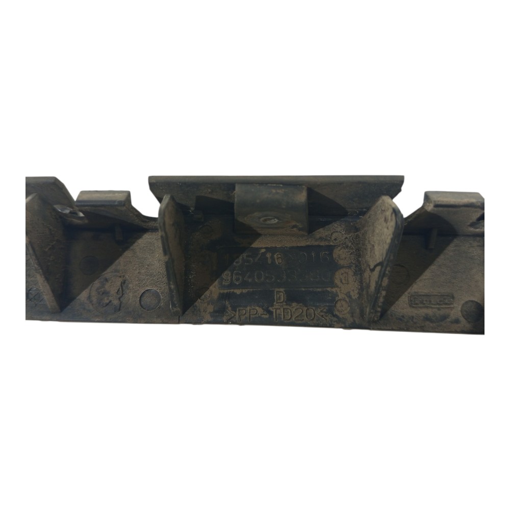Suporte Guia Parachoque Traseiro Direito Peugeot 307 Sw 2004 3