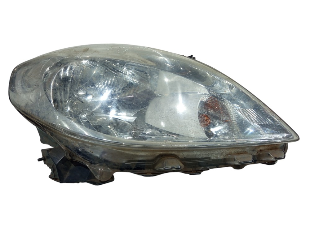 Farol Dianteiro Direito Nissan Versa 2011 2012 2013 A 2014 Direito/passageiro 1
