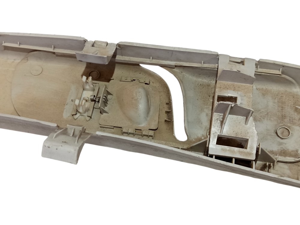 Moldura Coluna Central Le Chevrolet Vectra 1996 1997 A 2005 3