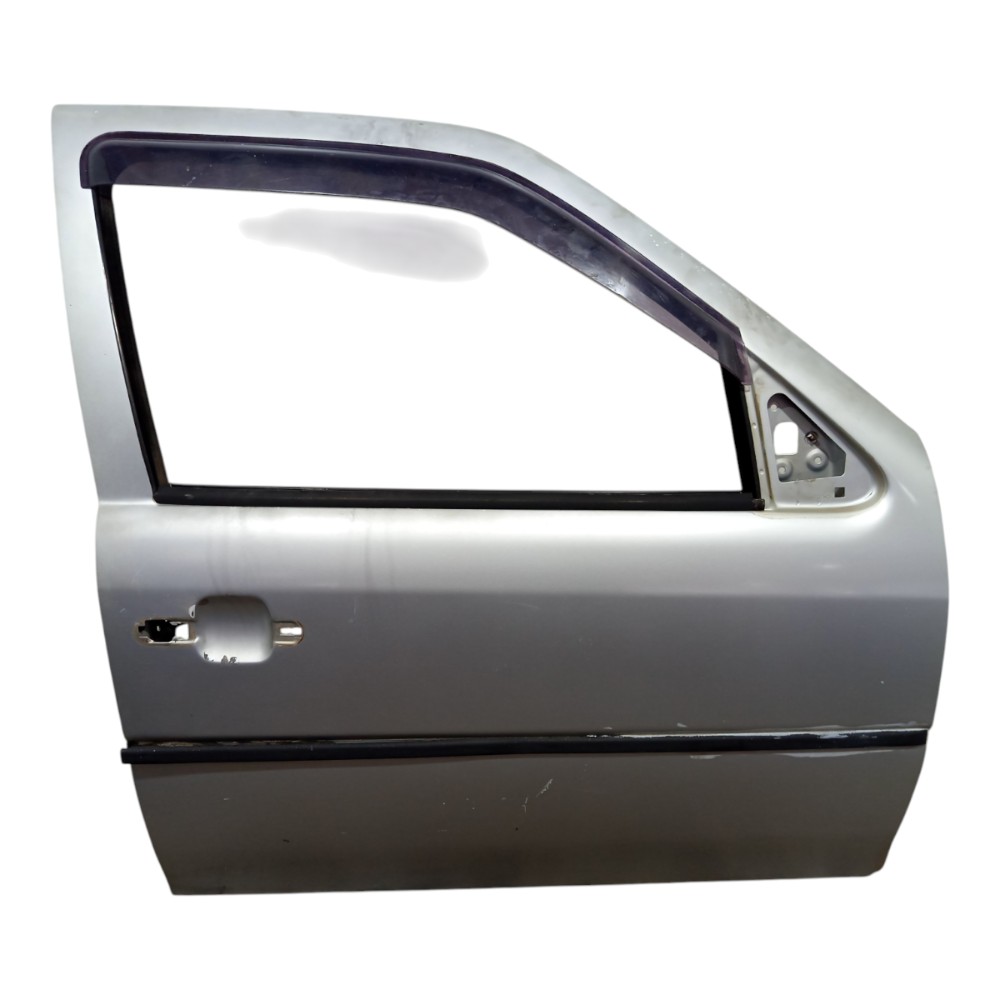 Porta Dianteira Ld C/detalhes Volkswagen Gol G3 2000 A 2005 Dianteira Direito Prateado 3