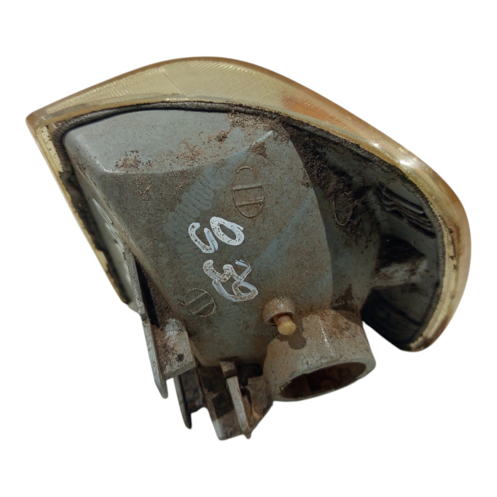 Pisca Alerta Luz Posição Direito Vw Gol 94 A 1999 8
