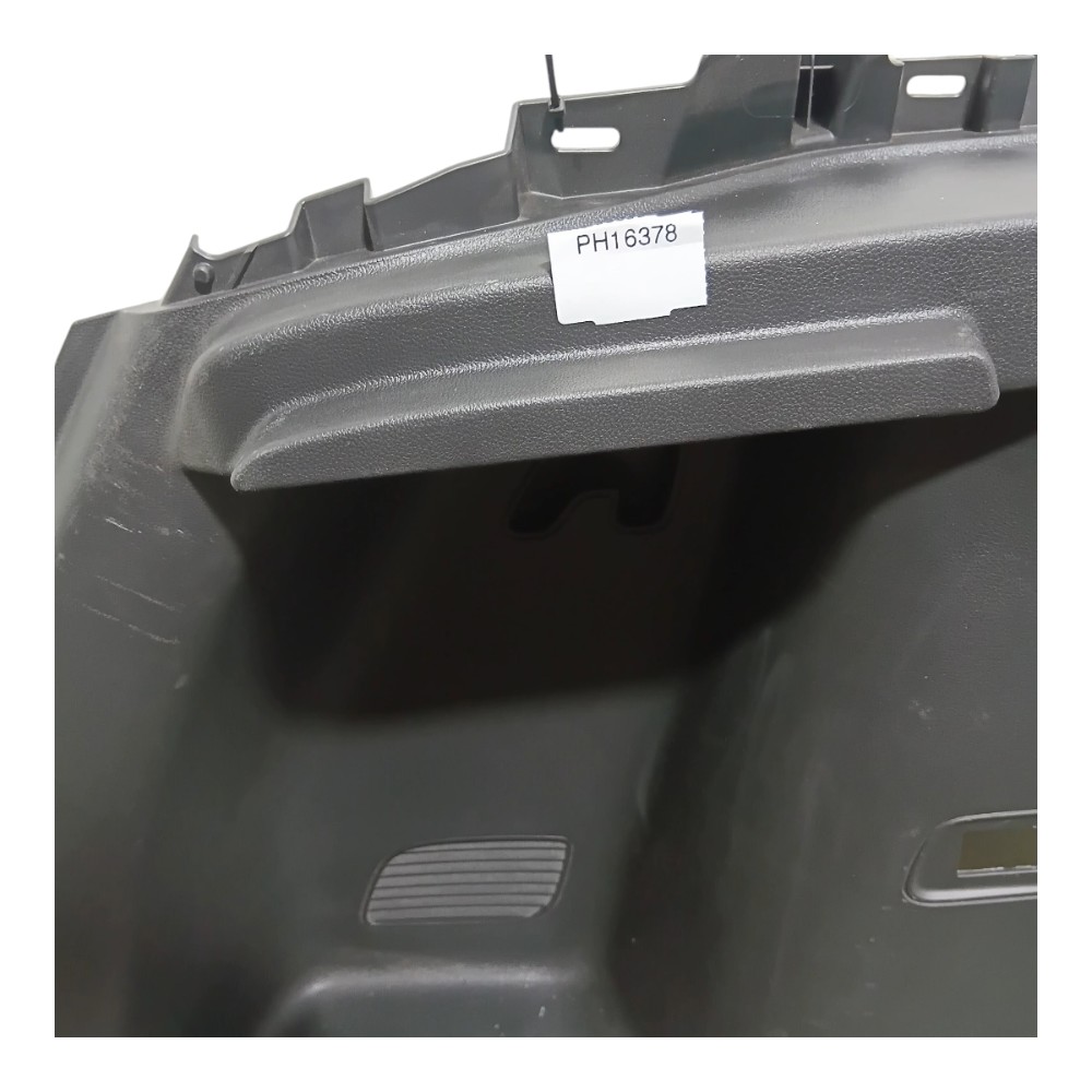 Forro Lateral Esquerdo Porta Malas Gm Tracker 2021 A 2024 8