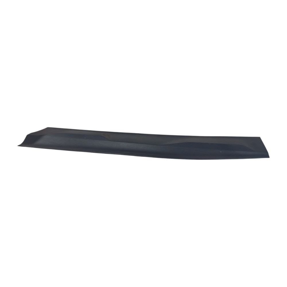 Friso Porta Dianteira Esquerda Gm Tracker 2022 A 2024 4