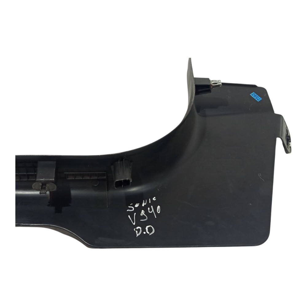 Moldura Dianteira Direita Gm Chevrolet Sonic 2012 A 2014 5