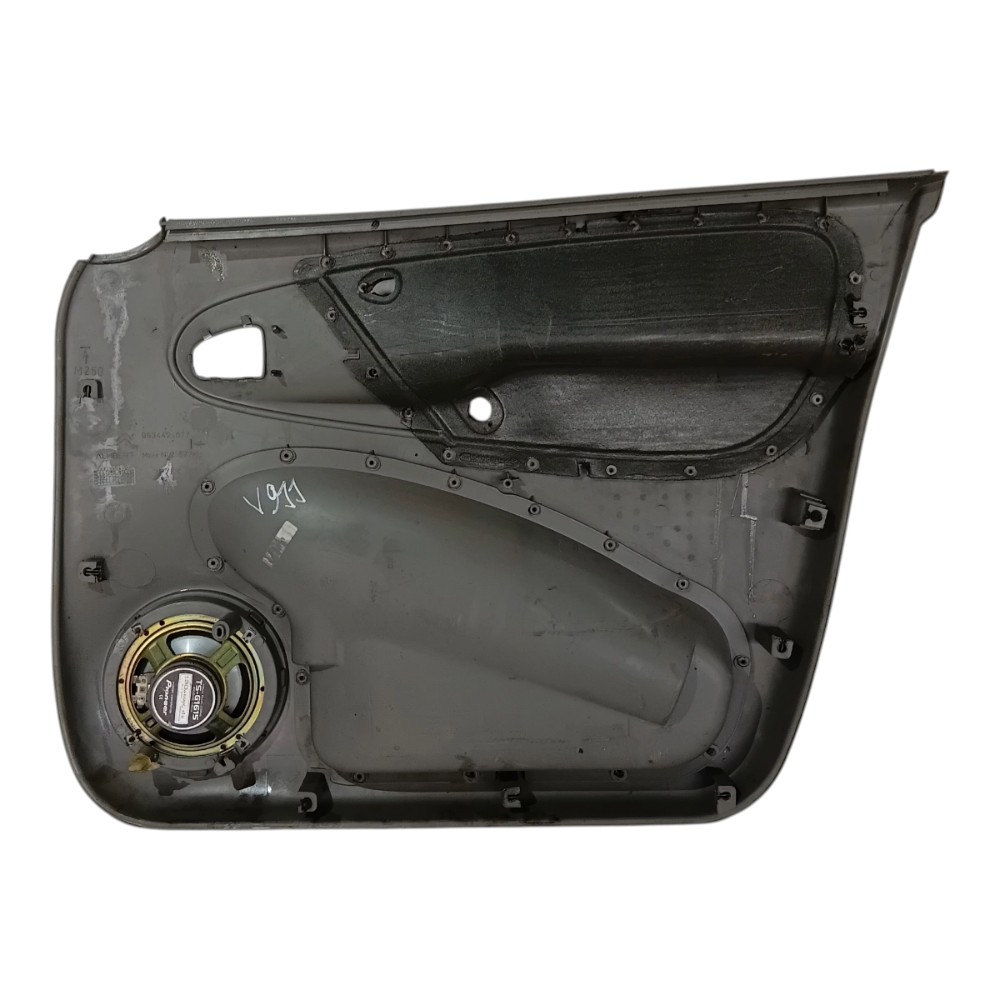 Forro porta Dianteira Esq xsara Picasso 2002/2007 detalhe 7