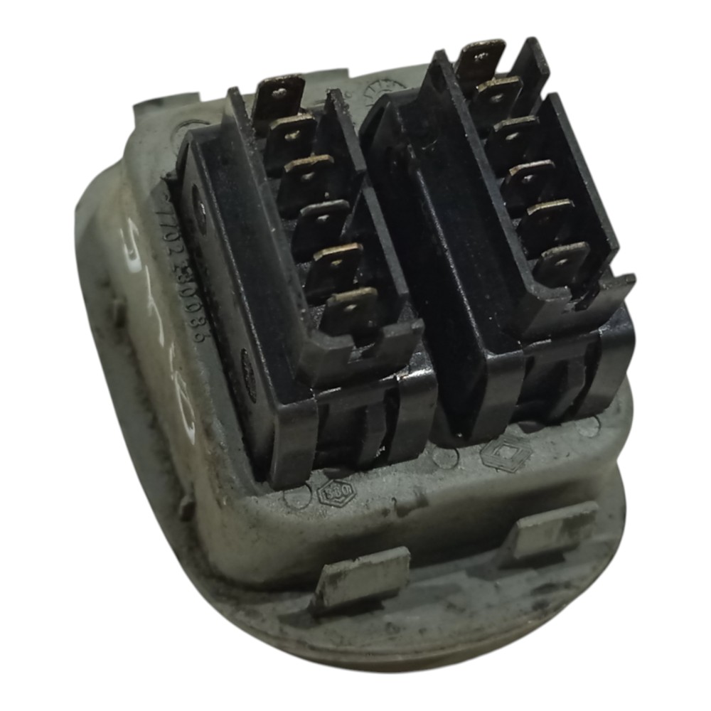 Botão Vidro Elétrico Esquerdo Renault Scenic 2001 A 2010 5